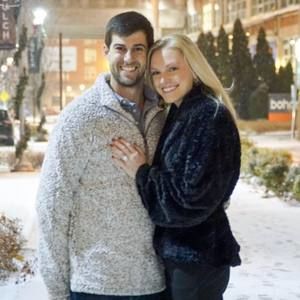 Meet your Posher, Caitlin